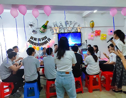 【员工生日会】心怀感恩，温暖前行